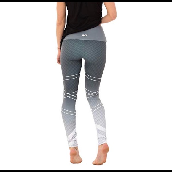 MoveU Pants - Move U 360 Leggings With Hidden Waistband Pocket